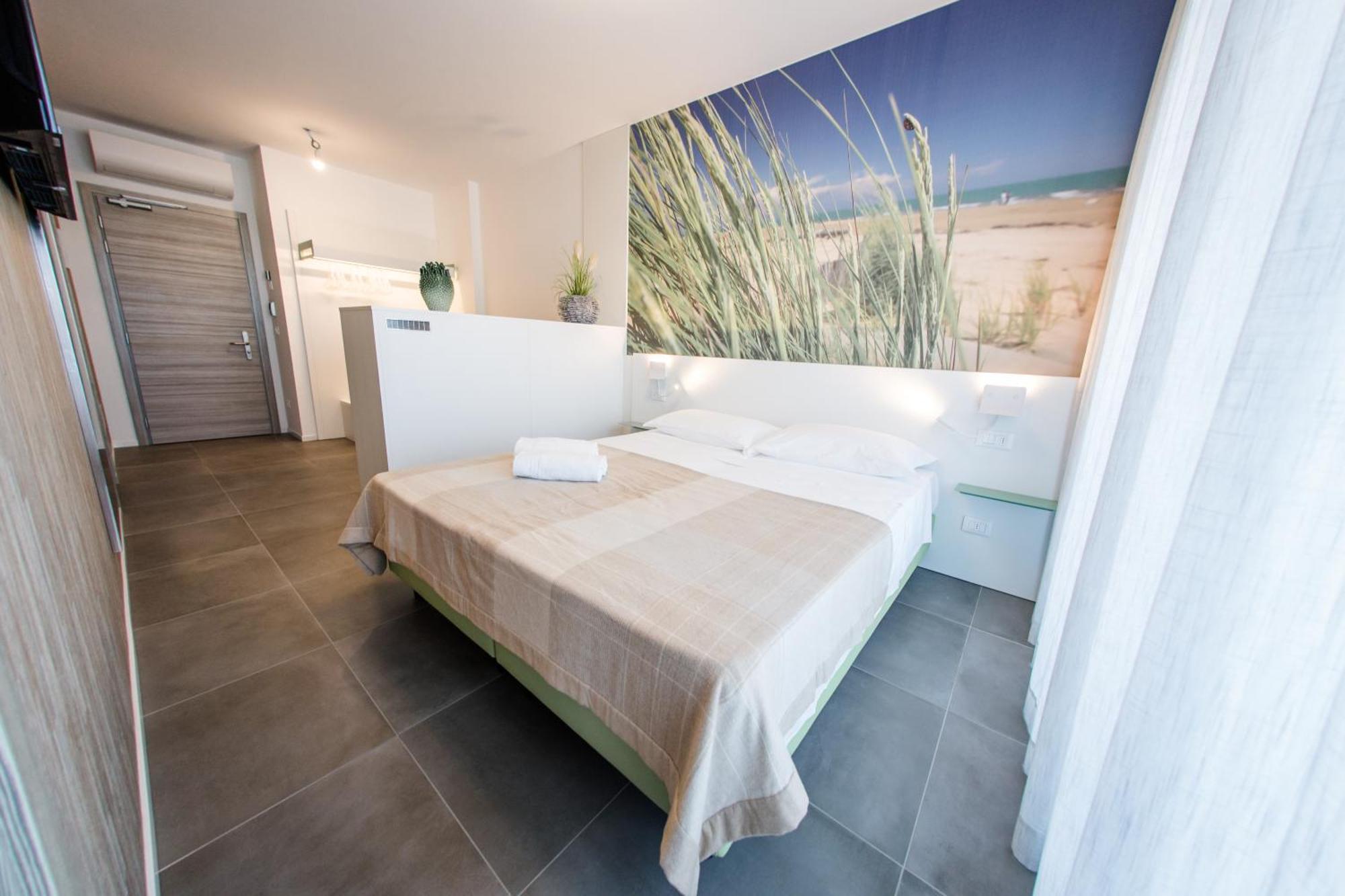 Hotel Luciana Bibione Exterior photo