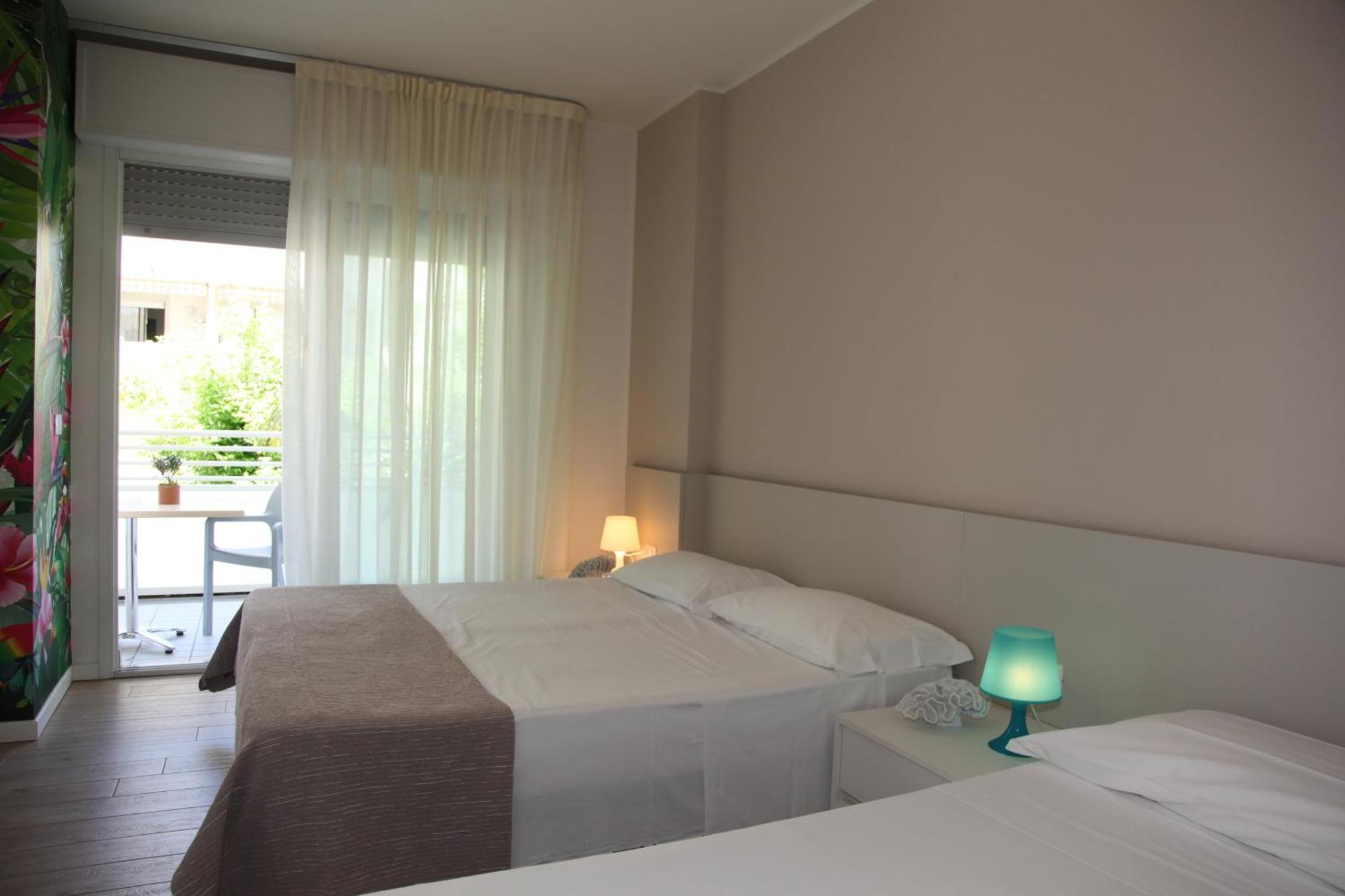 Hotel Luciana Bibione Exterior photo
