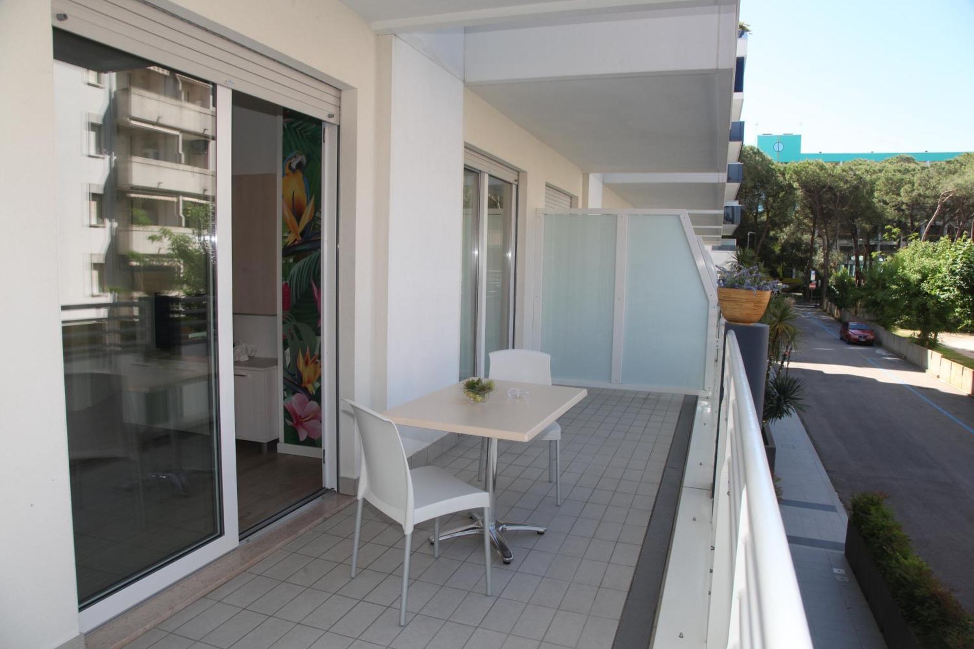 Hotel Luciana Bibione Exterior photo